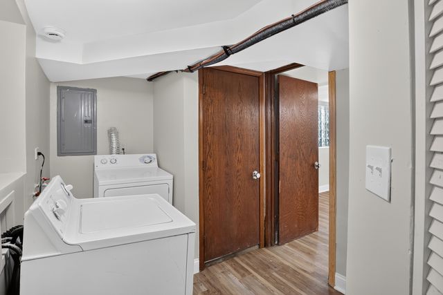 9722 S Merrion Avenue, Chicago, IL 60617