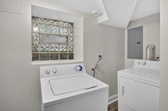 9722 S Merrion Avenue, Chicago, IL 60617