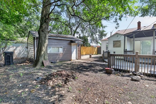 9722 S Merrion Avenue, Chicago, IL 60617