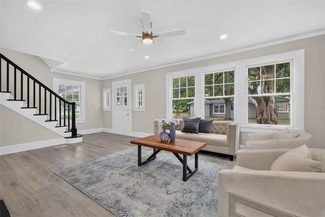1201 OAKHILL STREET, Lakeland, FL 33815