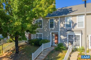 105 GREENWICH CT, Charlottesville, VA 22902