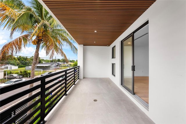 260 NW 47th St, Miami, FL 33127