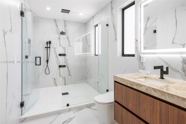 260 NW 47th St, Miami, FL 33127