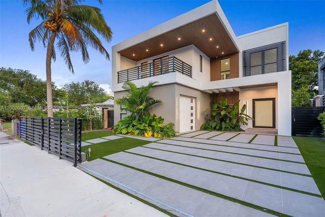 260 NW 47th St, Miami, FL 33127