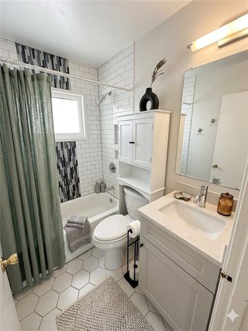 296 Murray Hill Avenue NE, Atlanta, GA 30317