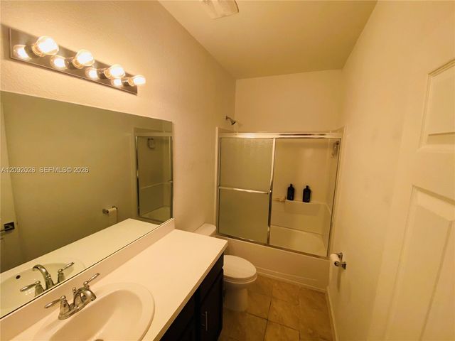 3556 NW 29th Court 3556, Lauderdale Lakes, FL 33311