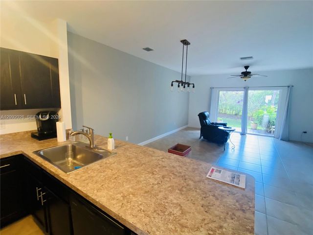 3556 NW 29th Court 3556, Lauderdale Lakes, FL 33311