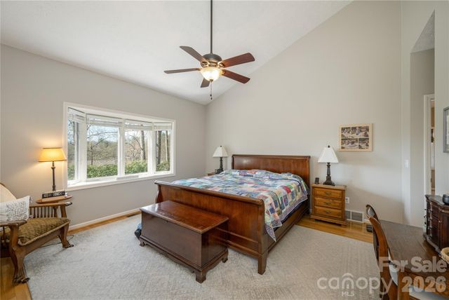 2115 Cumming Woods Court, Hendersonville, NC 28739