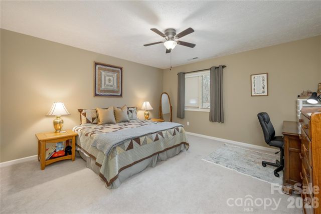2115 Cumming Woods Court, Hendersonville, NC 28739