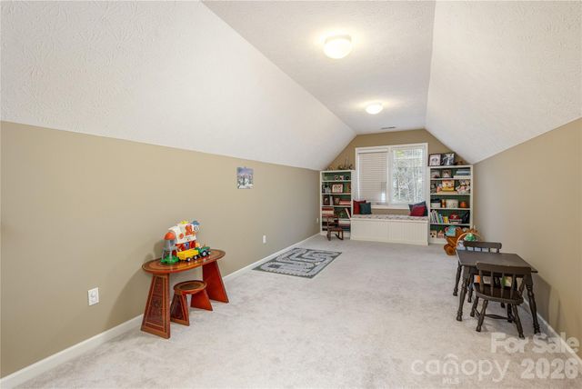 2115 Cumming Woods Court, Hendersonville, NC 28739