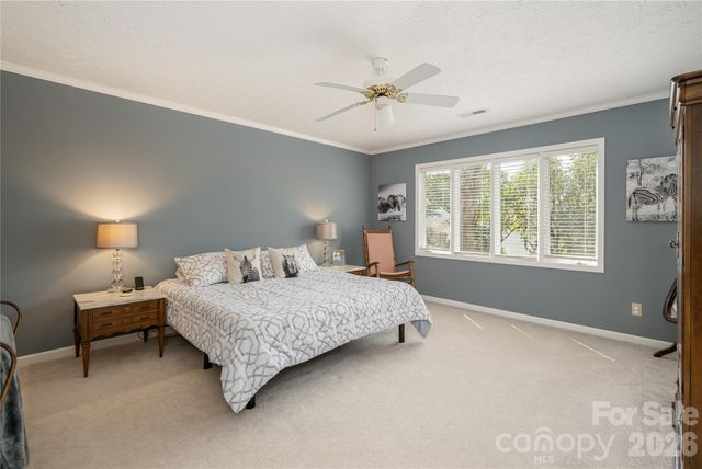 2115 Cumming Woods Court, Hendersonville, NC 28739