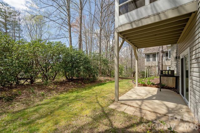 2115 Cumming Woods Court, Hendersonville, NC 28739