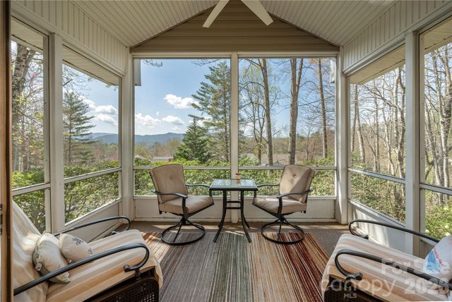 2115 Cumming Woods Court, Hendersonville, NC 28739
