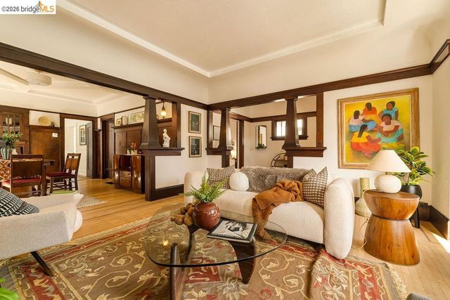 970 39th St, Oakland, CA 94608