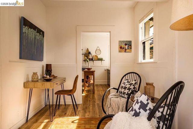 970 39th St, Oakland, CA 94608