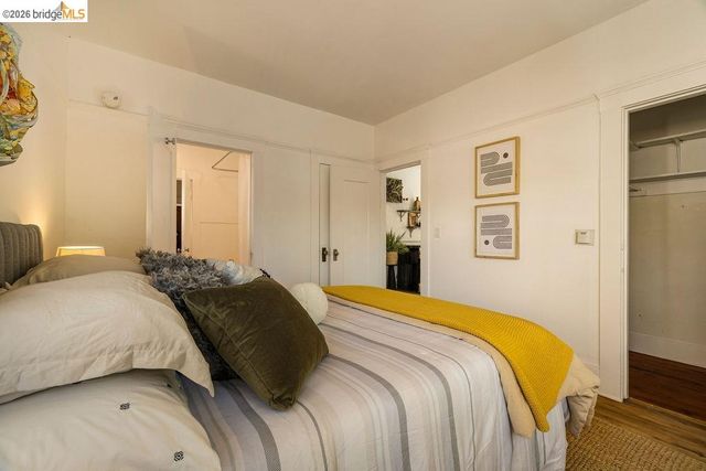 970 39th St, Oakland, CA 94608