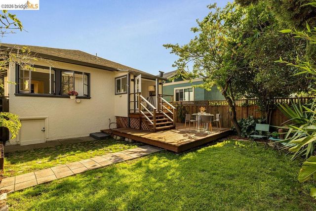 970 39th St, Oakland, CA 94608