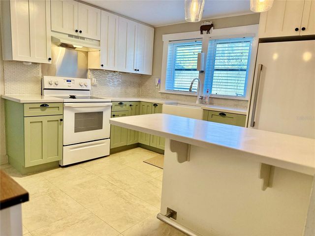 1812 9TH STREET W, Palmetto, FL 34221