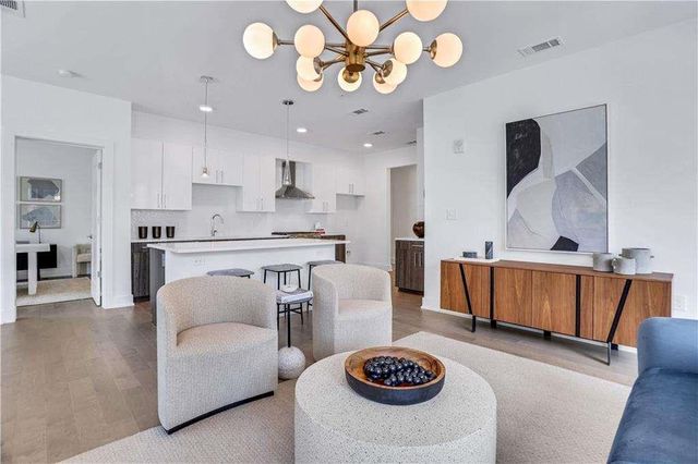 775 Juniper NE Street 525, Atlanta, GA 30308