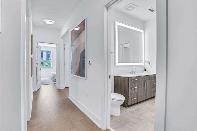 775 Juniper NE Street 525, Atlanta, GA 30308