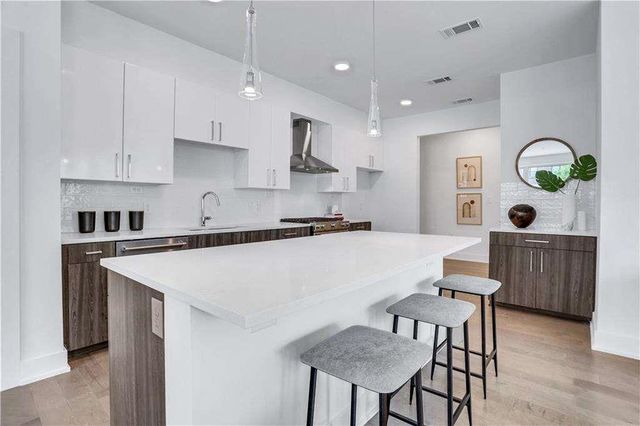 775 Juniper NE Street 525, Atlanta, GA 30308