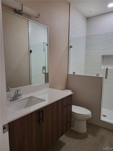 3101 W Kenwood Street 6, Edinburg, TX 78541