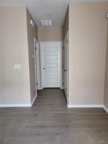 3101 W Kenwood Street 6, Edinburg, TX 78541