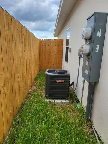 3101 W Kenwood Street 6, Edinburg, TX 78541