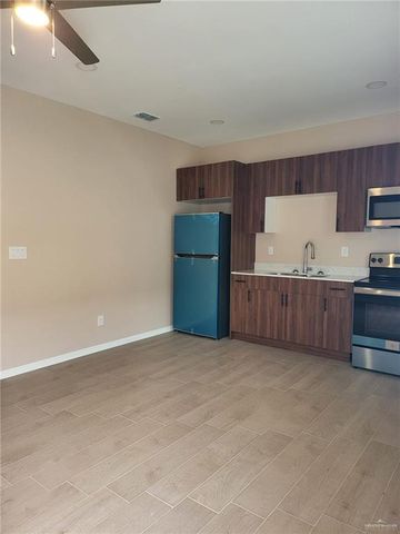 3101 W Kenwood Street 6, Edinburg, TX 78541