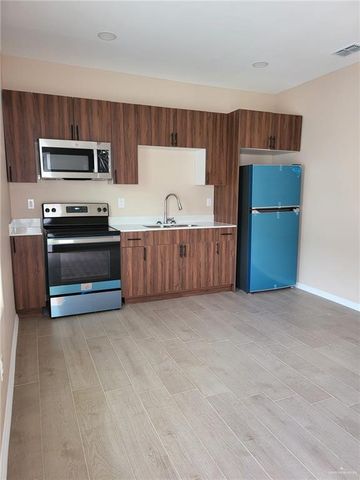 3101 W Kenwood Street 6, Edinburg, TX 78541