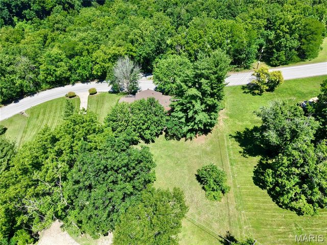 4 El Rancho Drive, Hannibal, MO 63401