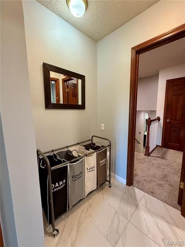 4 El Rancho Drive, Hannibal, MO 63401