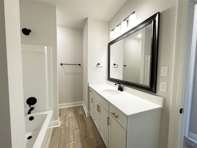 4474 LAKES EDGE Drive, Lake Charles, LA 70607