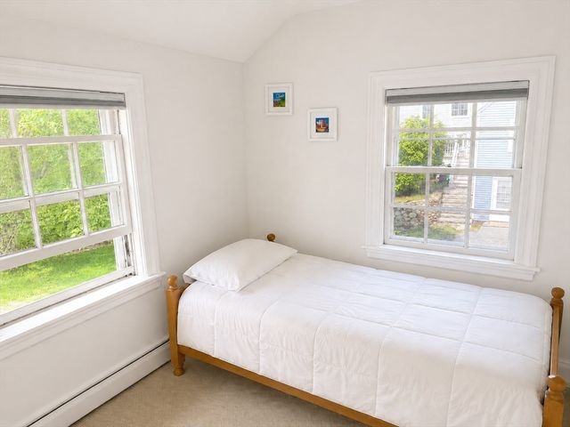 310 Concord Ave, Lexington, MA 02421