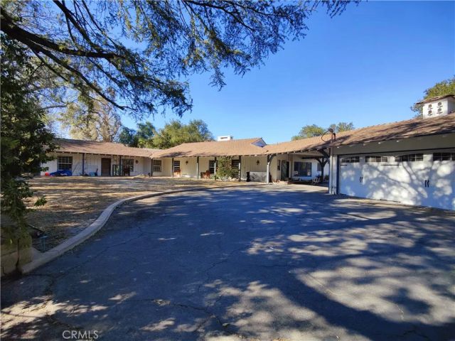 22427 Plummer Street, Chatsworth, CA 91311
