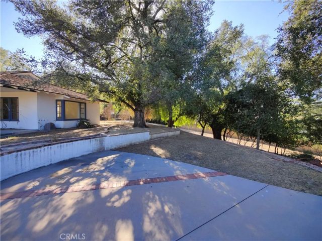 22427 Plummer Street, Chatsworth, CA 91311
