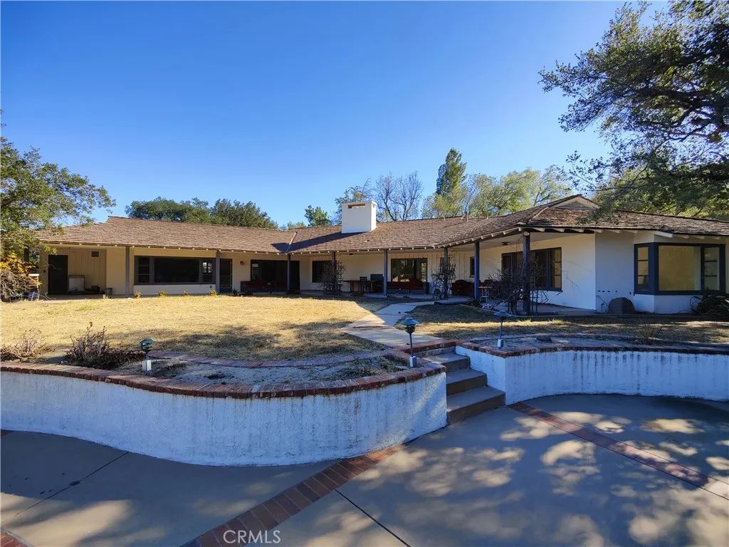 22427 Plummer Street, Chatsworth, CA 91311