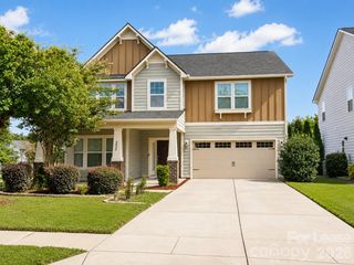 2025 Fuschia Court, Tega Cay, SC 29708
