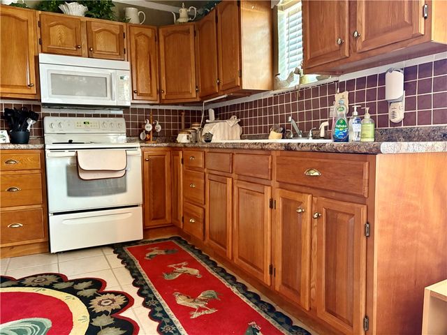 2609 W Highland Ave, Ingleside, TX 78362