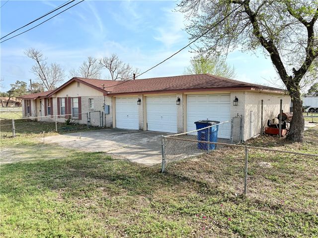 2609 W Highland Ave, Ingleside, TX 78362