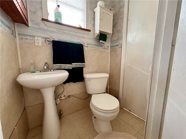 2609 W Highland Ave, Ingleside, TX 78362