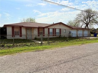 2609 W Highland Ave, Ingleside, TX 78362