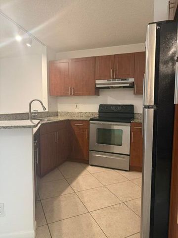 15763 Woodgate Court D, Sunrise, FL 33326