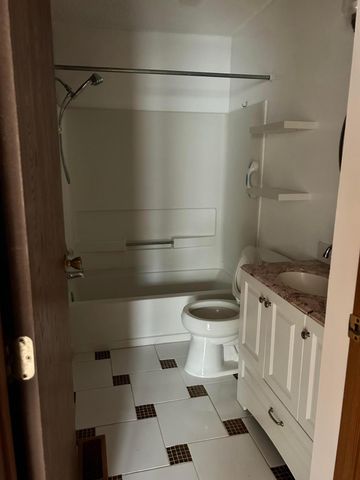 5080 Stoneybrook Boulevard, 2D, Hilliard, OH 43026