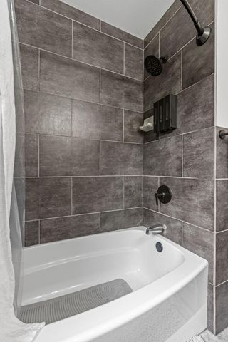 8140 Xerxes Avenue S, Bloomington, MN 55431