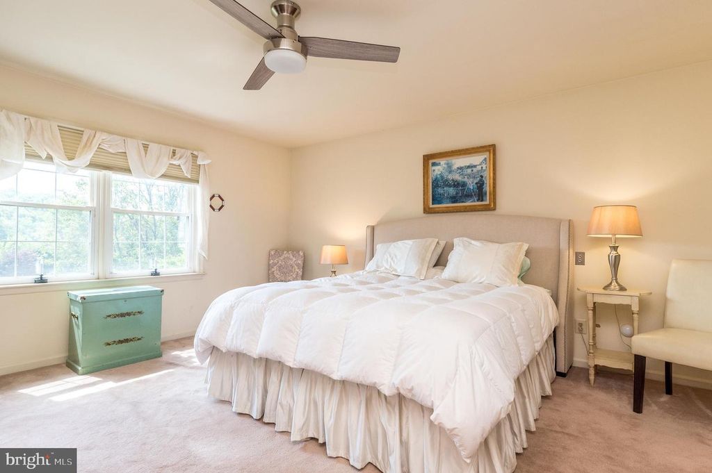 14 WINSLOW WAY, Dresher, PA 19025