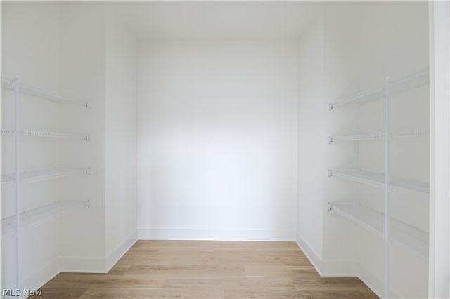 32610 Trillium Court, Avon Lake, OH 44012