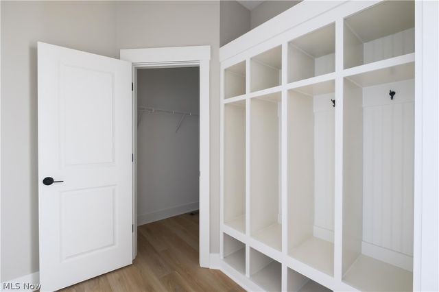 32610 Trillium Court, Avon Lake, OH 44012