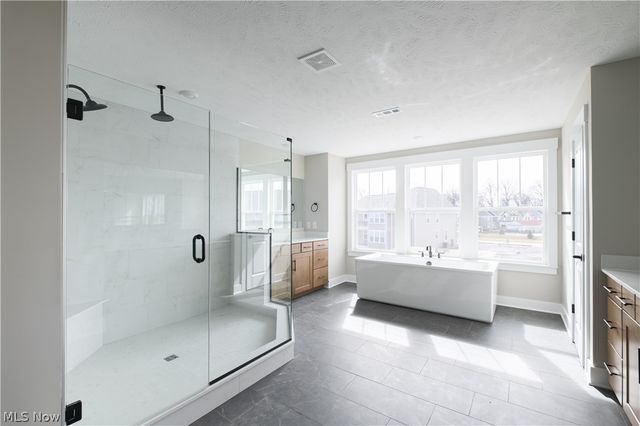 32610 Trillium Court, Avon Lake, OH 44012