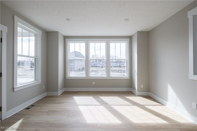 32610 Trillium Court, Avon Lake, OH 44012